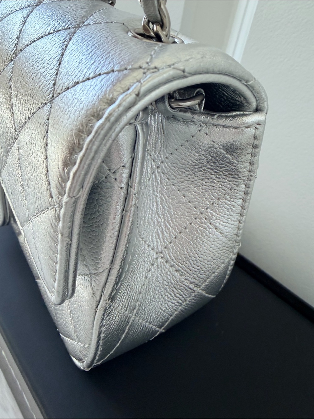 Chanel 25B Mini Classic Metallic Silver Shoulder Bag - Picture 4 of 7